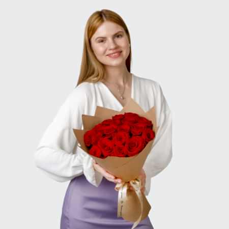 Букет 19 роз Идеальное свидание